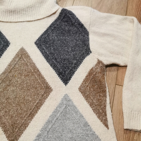 Vintage Argyle Print Silk Angora Nylon Blend Turtleneck Sweater - Picture 2 of 3